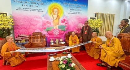  Ảnh lưu niệm tập thể đại biểu 85 quốc gia và vùng lãnh thổ tham dự Đại lễ Vesak 2025 tại TP.HCM - File gốc